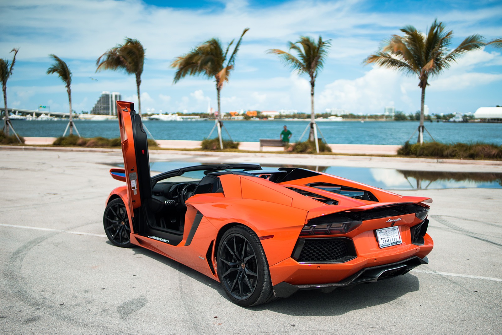 2017 Lamborghini Aventador Roadster – Orange | MVP Miami